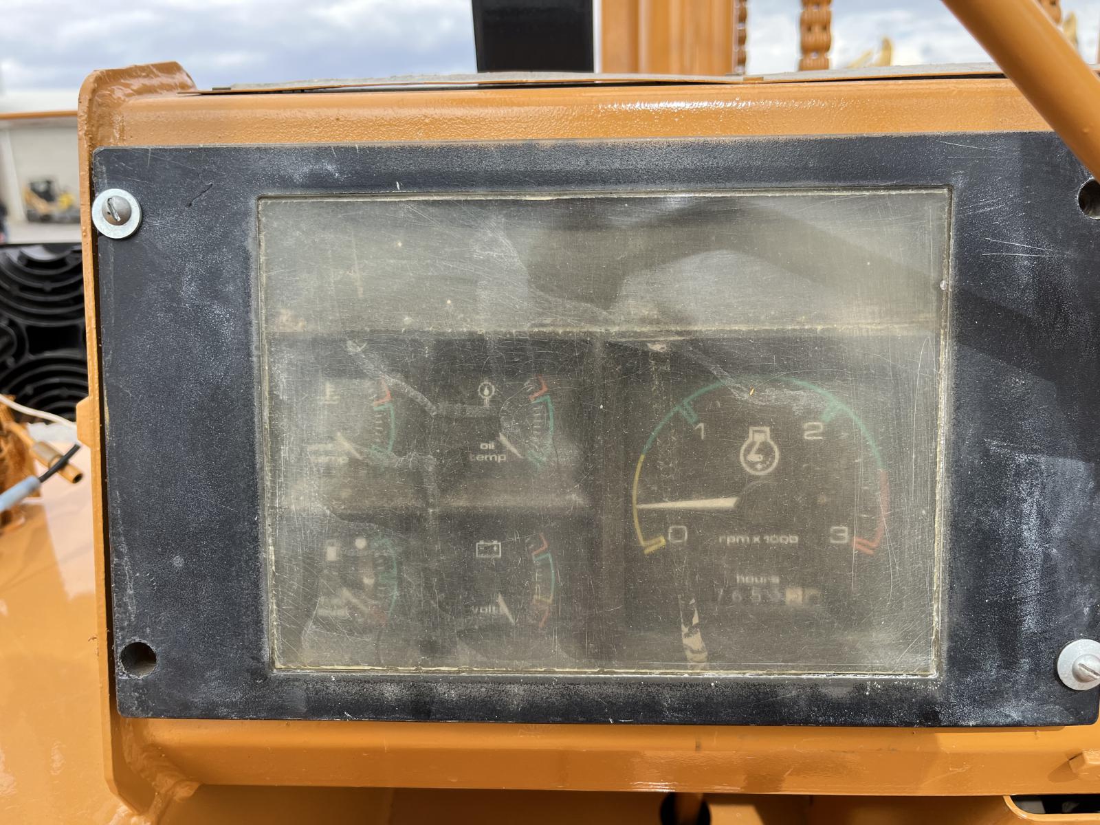 ./imagenes/INVOICE/2019/16607/CASE 586E (7).JPG